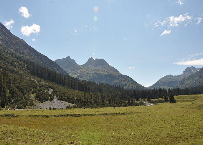 sommer wandern in lech oberlech